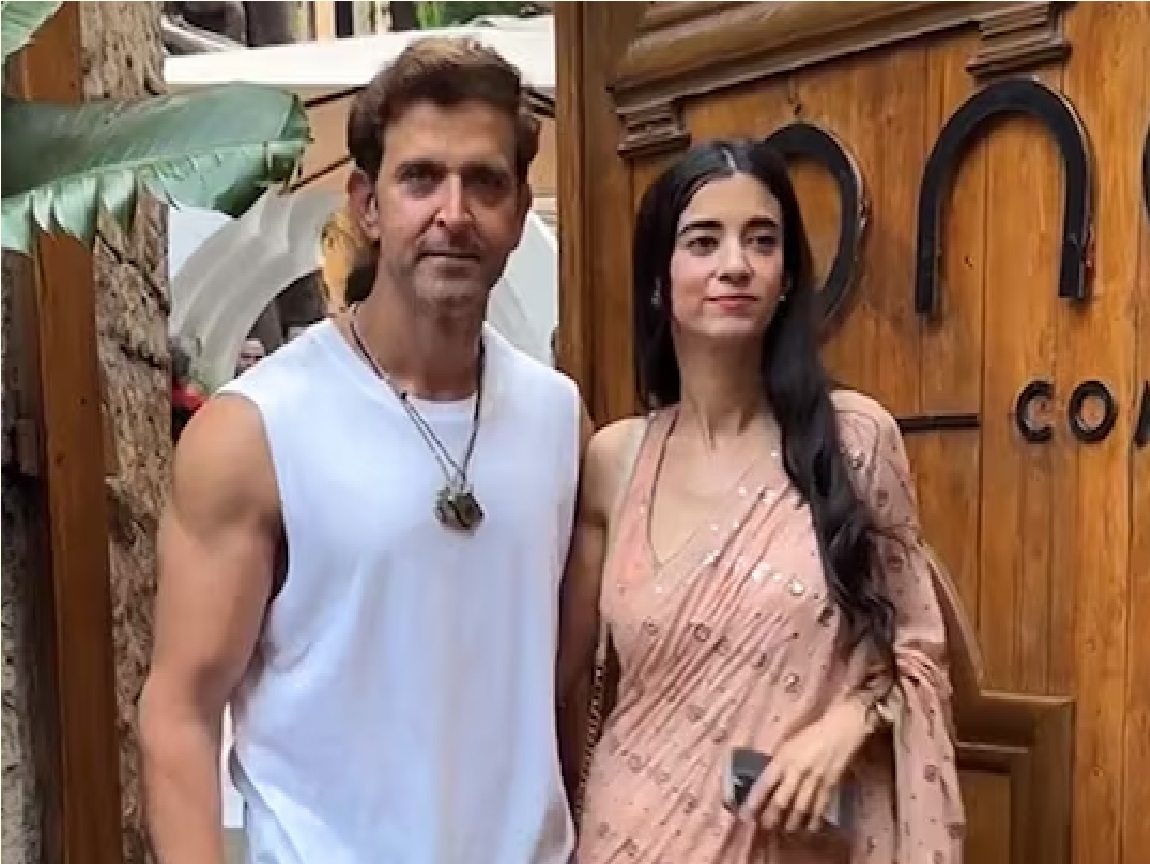 ऋतिक रोशन (Hrithik Roshan) बॉलीवुड के जाने-माने अभिनेता है जो अपने काम के साथ-साथ अपनी निजी जिंदगी को लेकर भी सुर्खियों में बने रहते हैं। फिर चाहे उनका सुजैन